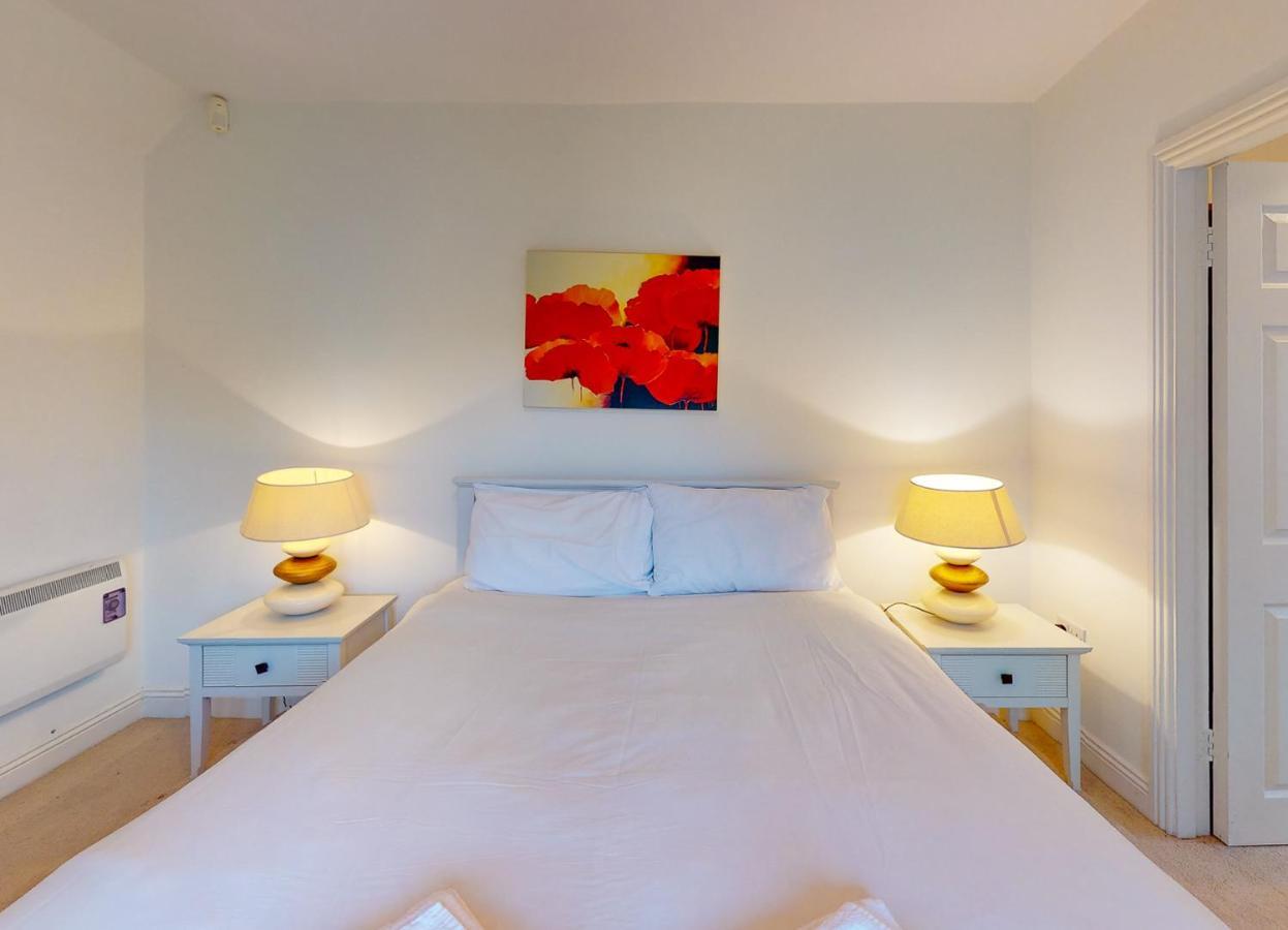 Lakeside Holiday Homes - Type A By Trident Holiday Homes Killaloe Eksteriør billede