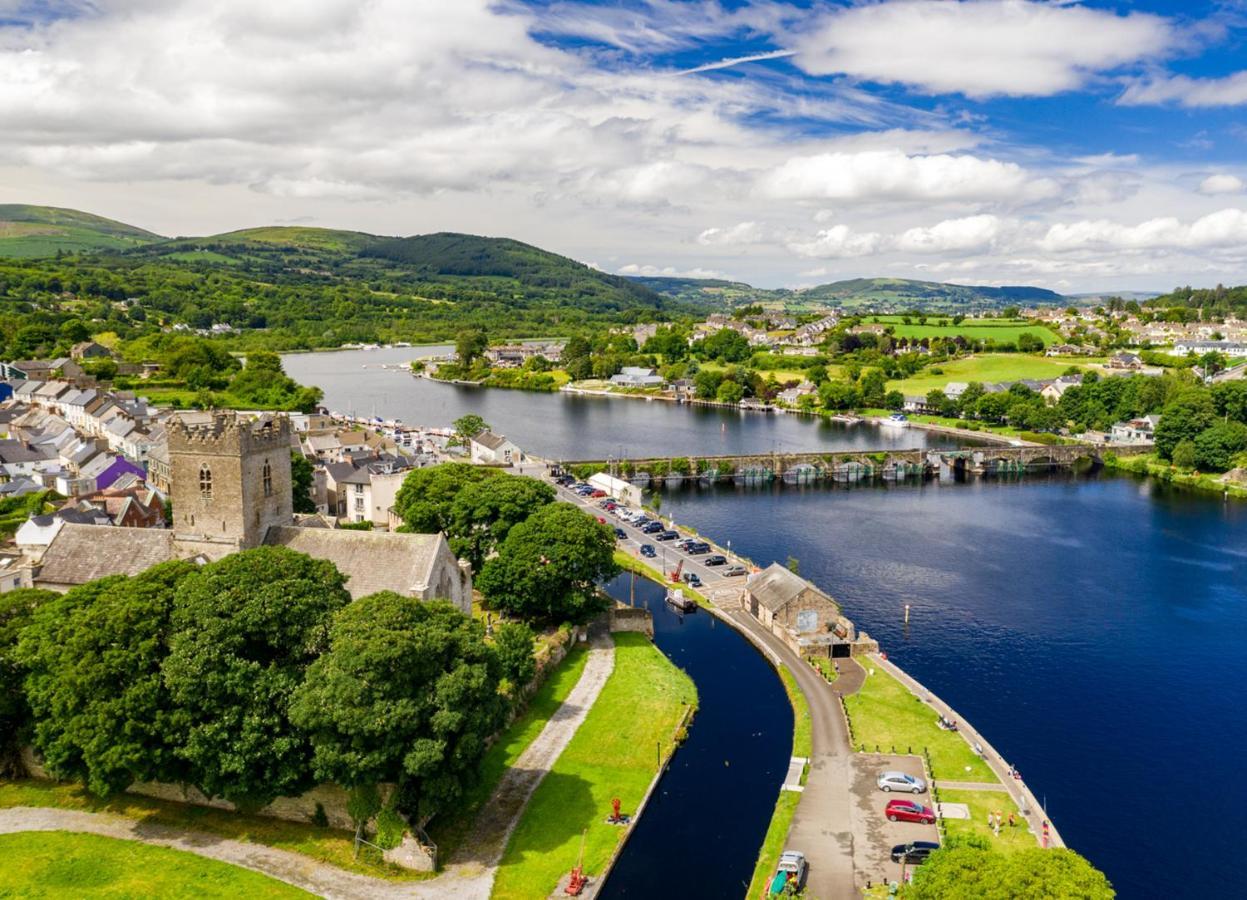 Lakeside Holiday Homes - Type A By Trident Holiday Homes Killaloe Eksteriør billede