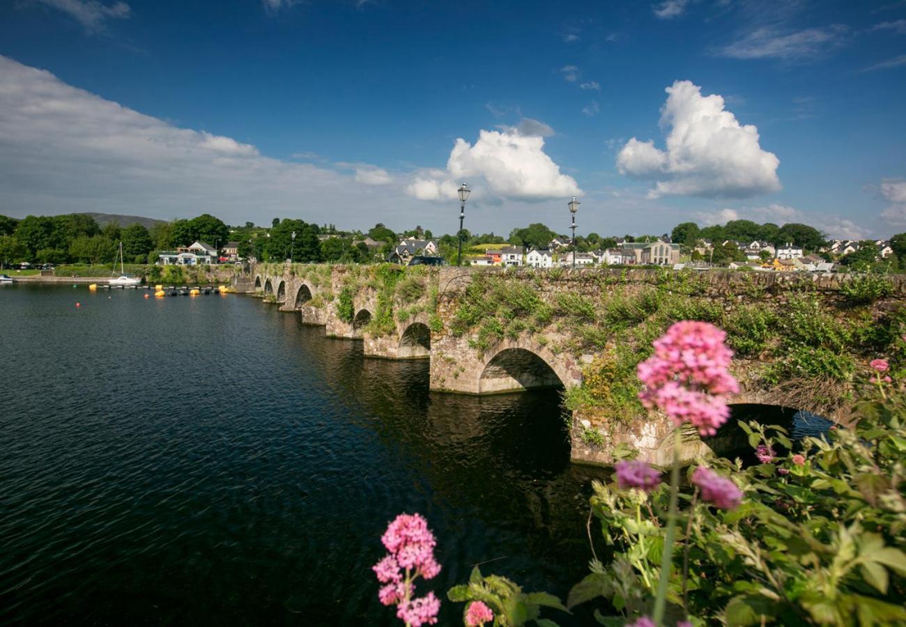 Lakeside Holiday Homes - Type A By Trident Holiday Homes Killaloe Eksteriør billede
