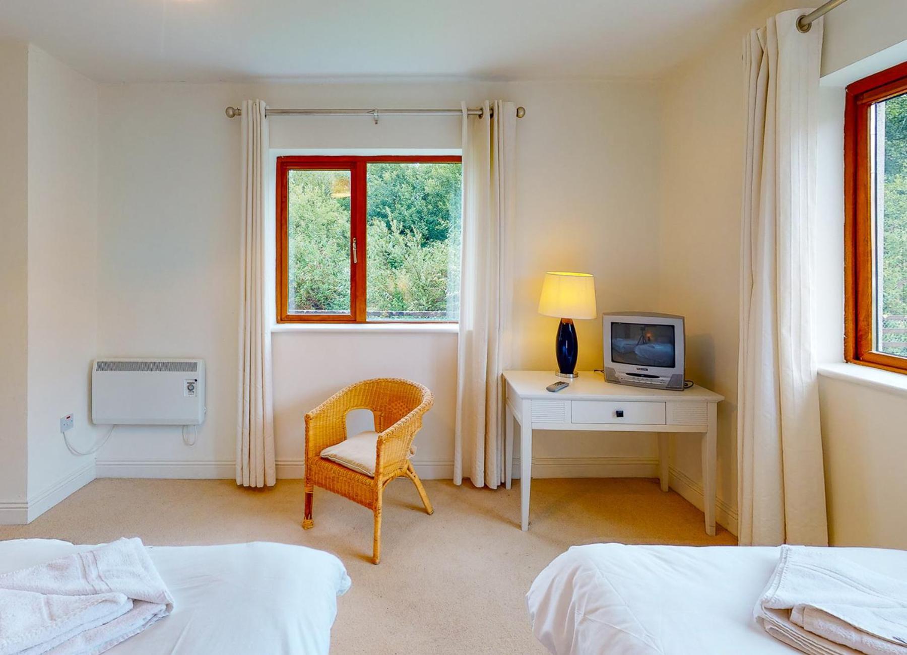 Lakeside Holiday Homes - Type A By Trident Holiday Homes Killaloe Eksteriør billede